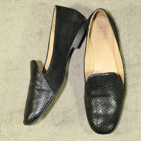 Naturalizer Size 8.5 Black Suede and Embossed Patent Leather Loafers - Picture 1 of 6